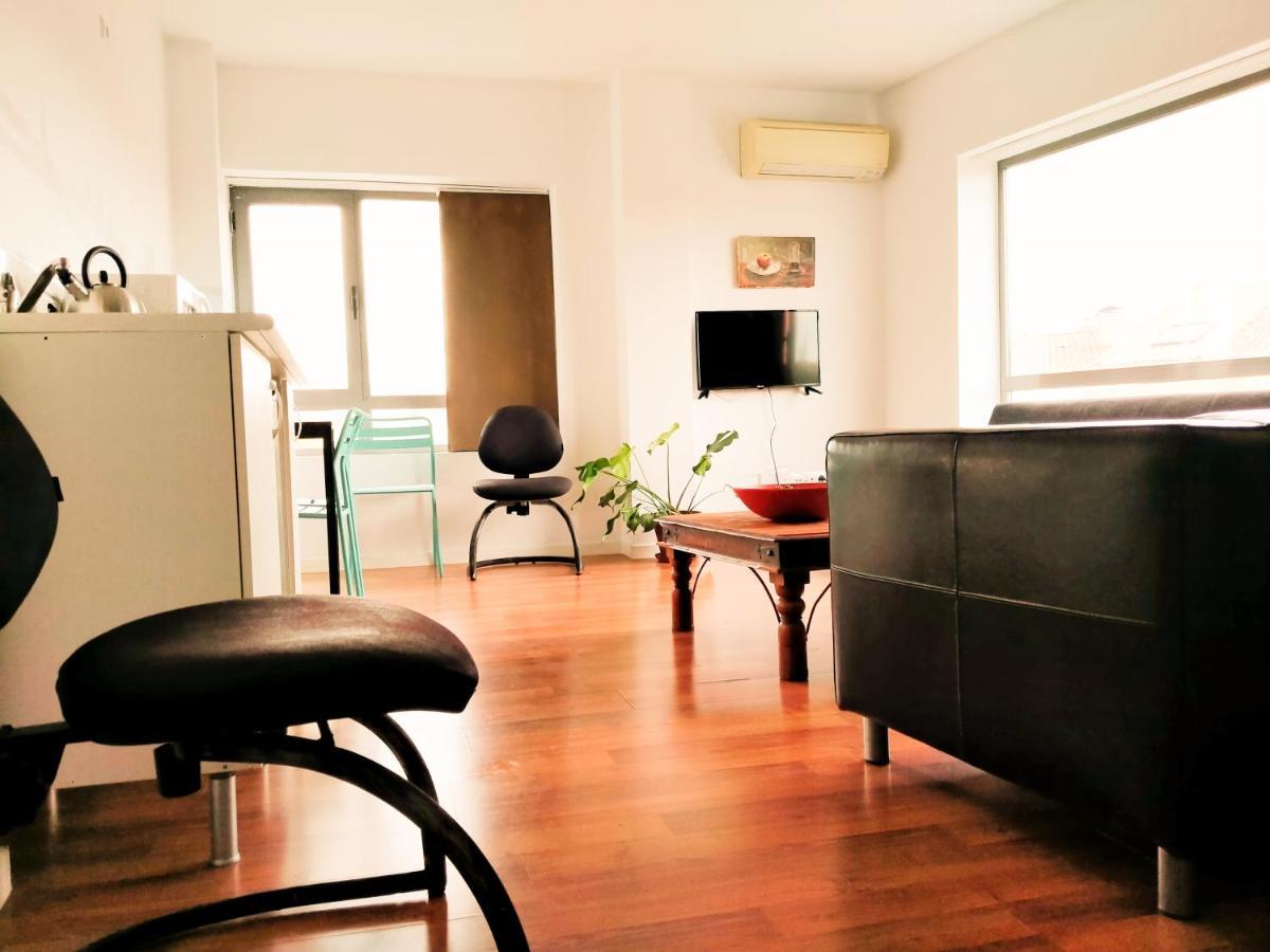 Toletum Low Cost Lofts Diafanos O 2Dormitorios Parking Municipal Gratis Al Aire Libre A 100M Toledo Exterior photo