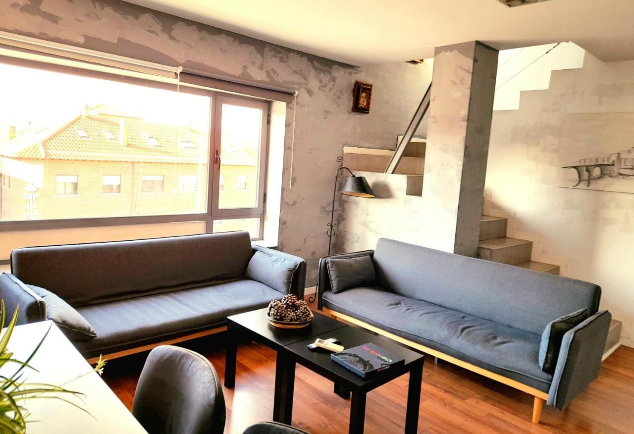 Toletum Low Cost Lofts Diafanos O 2Dormitorios Parking Municipal Gratis Al Aire Libre A 100M Toledo Exterior photo