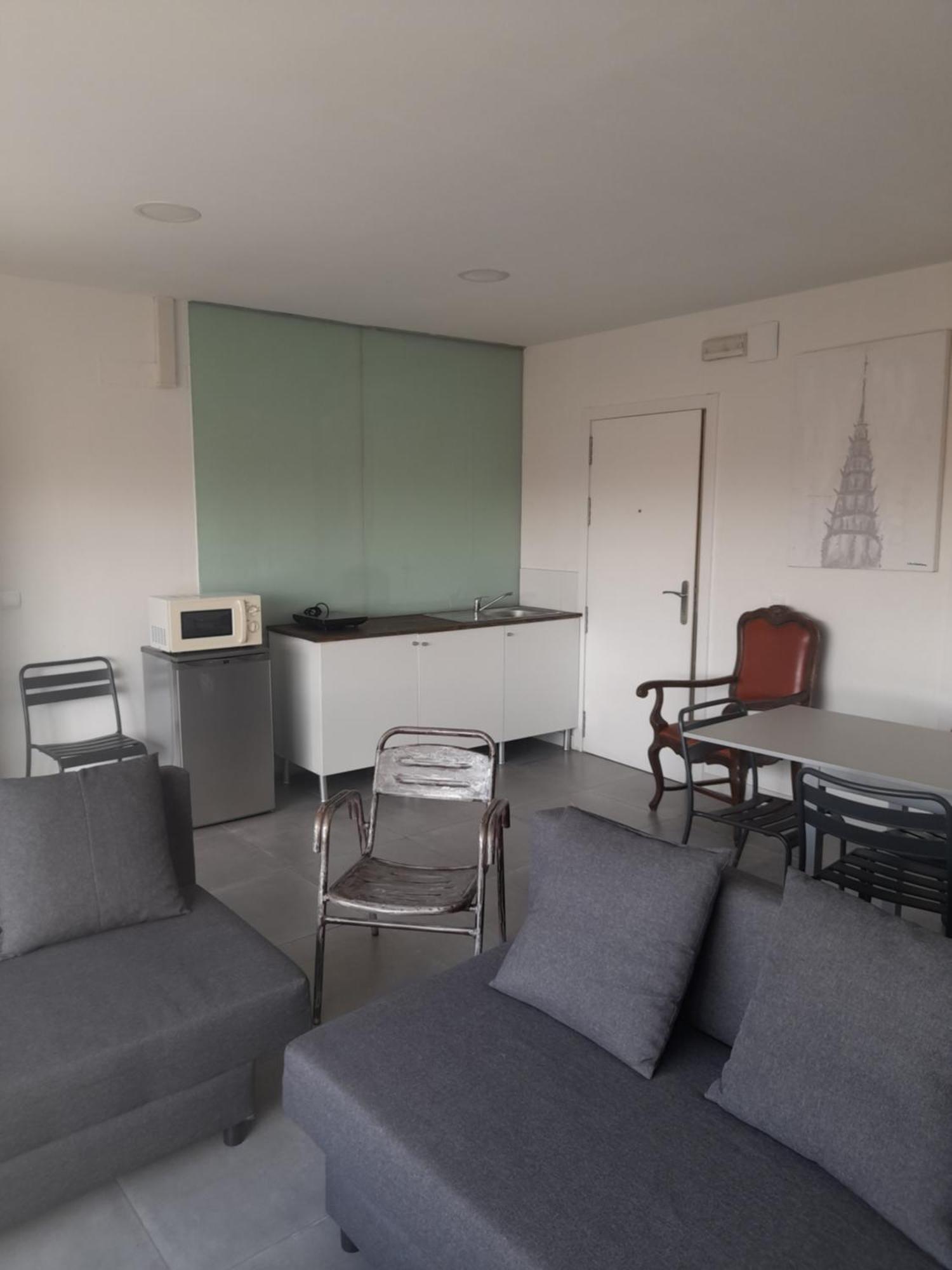 Toletum Low Cost Lofts Diafanos O 2Dormitorios Parking Municipal Gratis Al Aire Libre A 100M Toledo Exterior photo