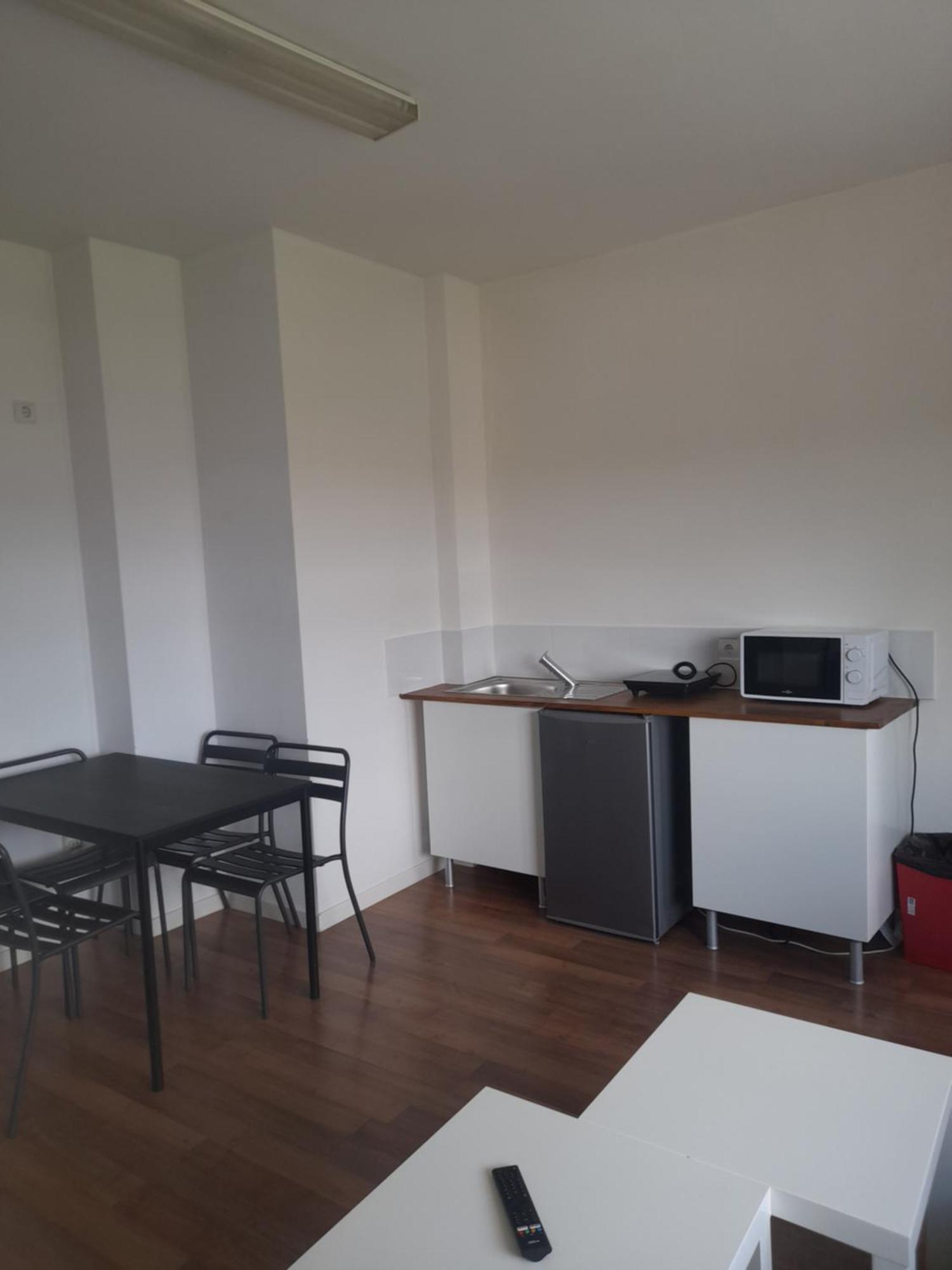 Toletum Low Cost Lofts Diafanos O 2Dormitorios Parking Municipal Gratis Al Aire Libre A 100M Toledo Exterior photo